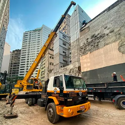 Empresa de Guindaste Duque de Caxias RJ